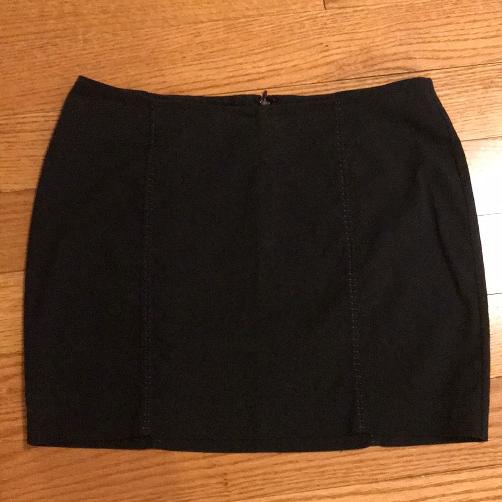 Express black mini skirt